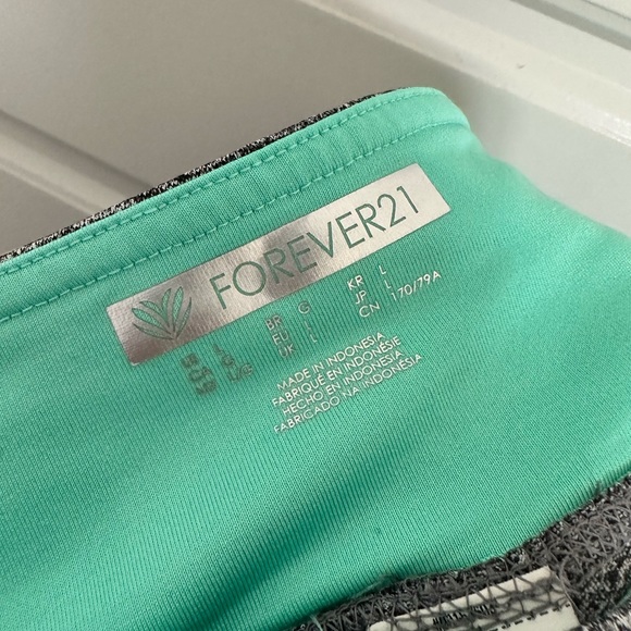 FOREVER 21 LEGGINGS - L - Picture 4 of 6